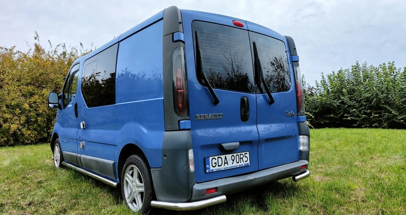 Renault Trafic cena 27777 przebieg: 283800, rok produkcji 2004 z Ropczyce małe 352